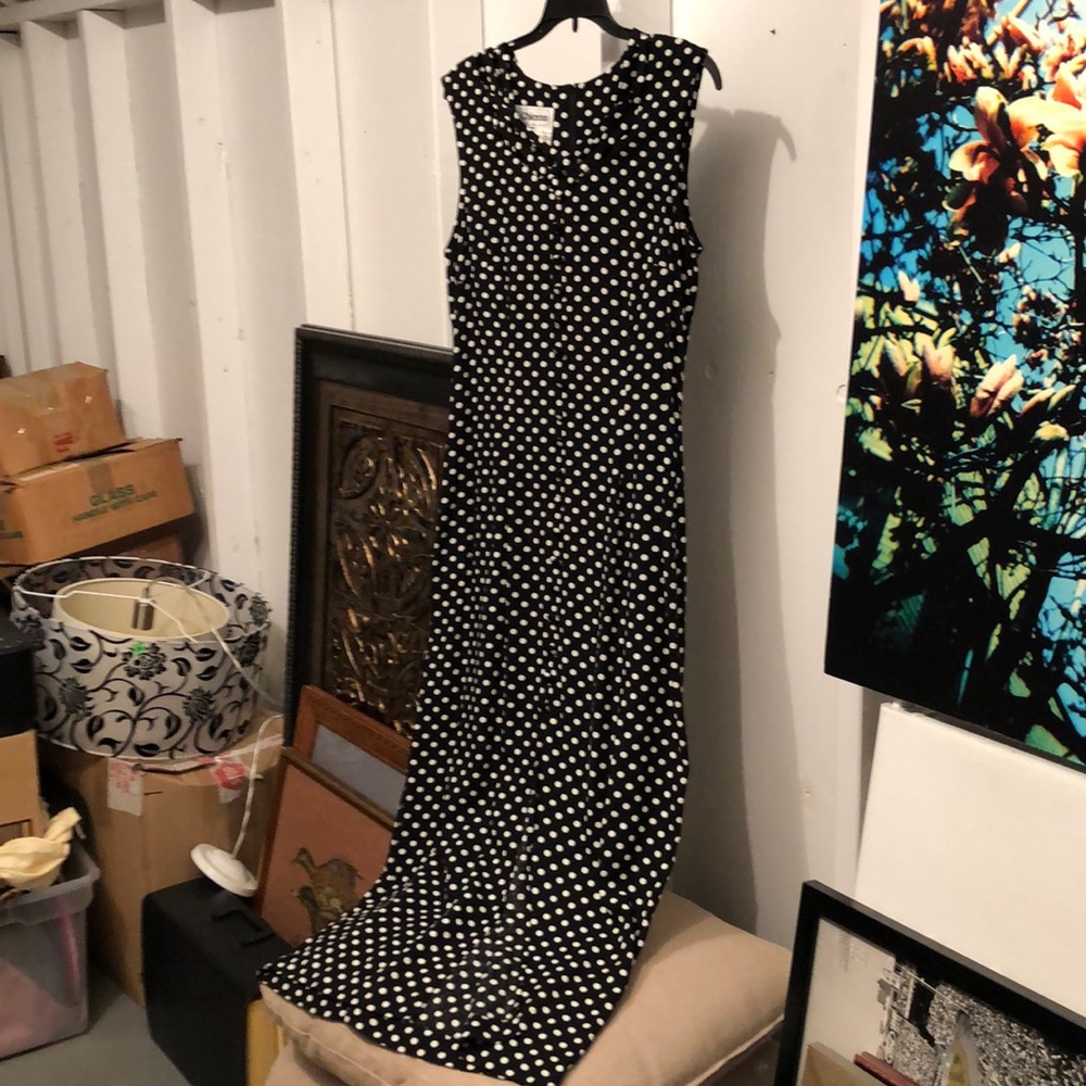 China’s mid calf length dress